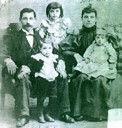 Frank & Anna Beehler & 3 children